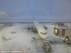 Snowy flight from DTW to MKE Delta Points blog