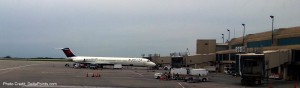 MD88 MCI airport delta points blog