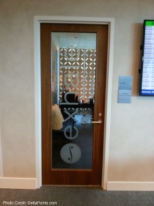 SPA Centurion lounge dfw delta points review (1)