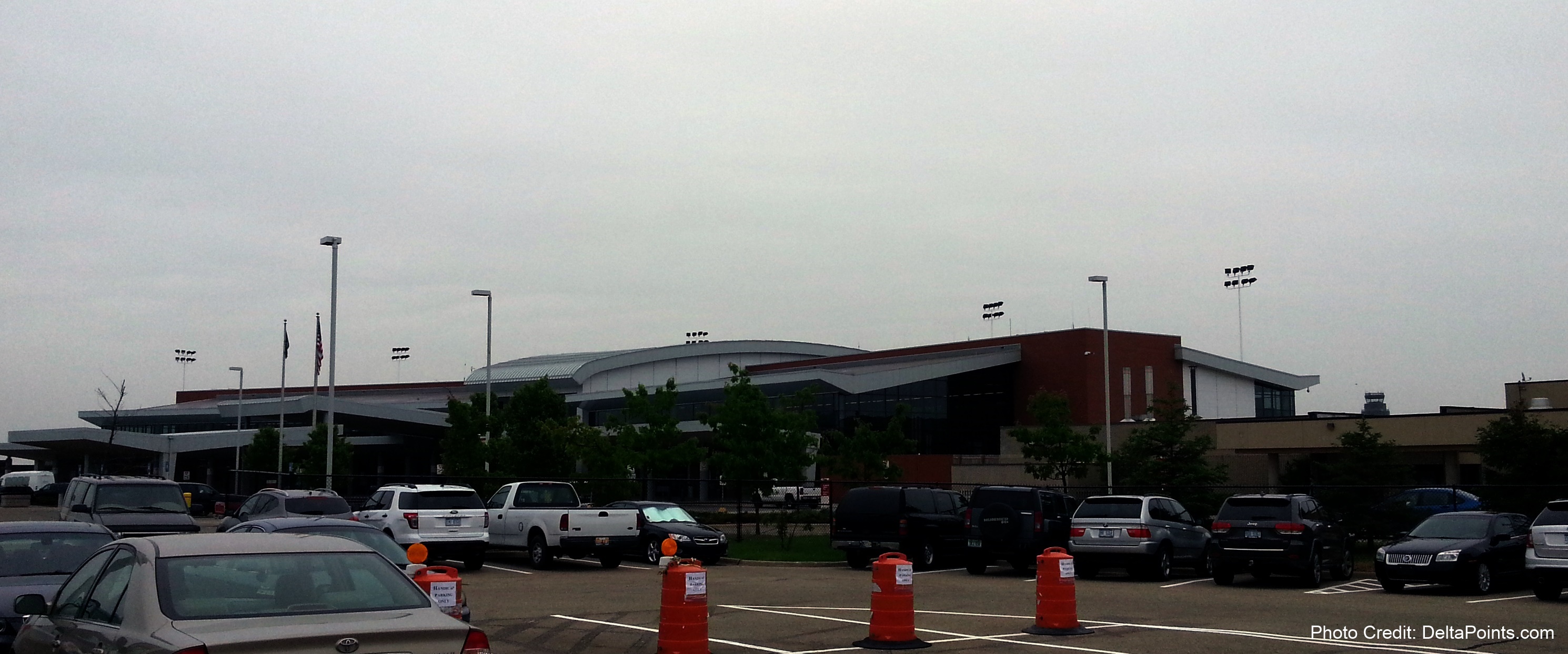 A quick trip to DFW & my LGA 2x qualifying flights – would I get credit?