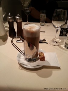 coffee lufthansa 1st class terminal fra delta points blog