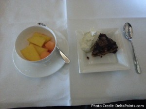 Lufthansa 1st class munich to Toronto A330 DeltaPoints blog review (17)