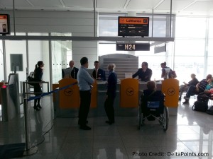 Lufthansa 1st class munich to Toronto A330 DeltaPoints blog review (2)