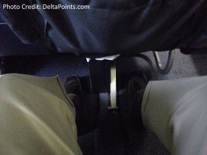 United 737 business class seats delta points blog (8)