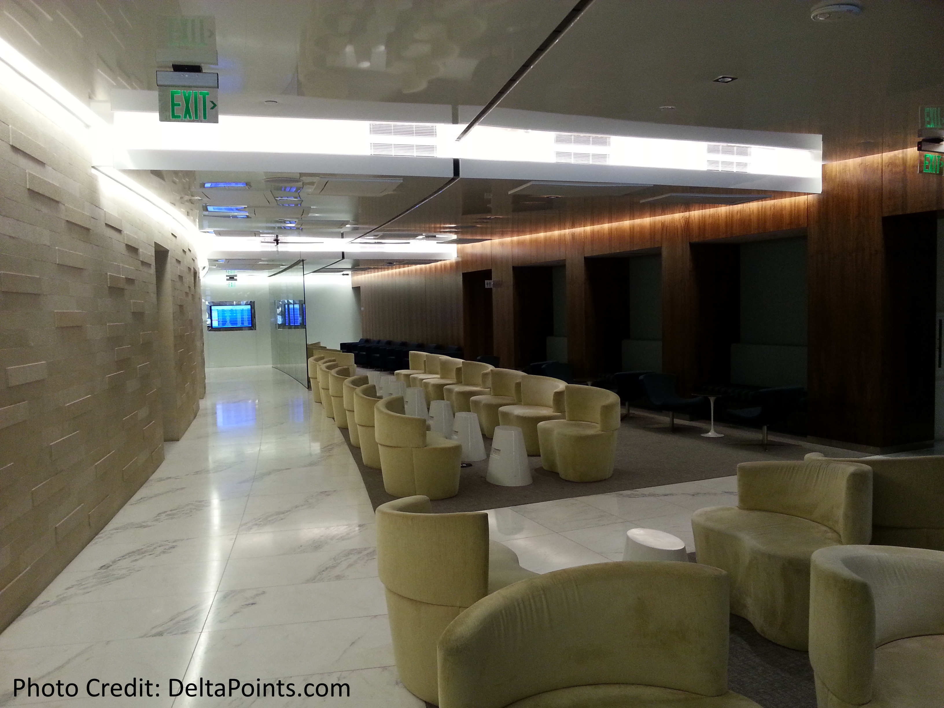 A 18,000+ point Delta Mileage Run: Skyteam Lounge hopping in LAX – Korean Air lounge LAX & more?