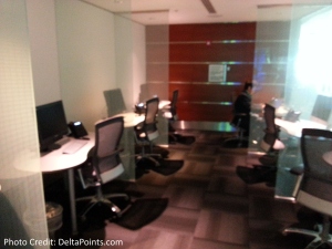 business center VIP Lounge MIA airport delta points blog