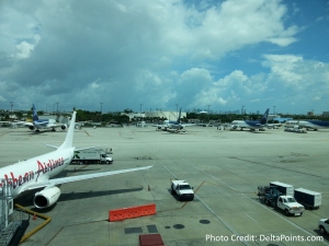 nice view of jets VIP Lounge MIA airport delta points blog