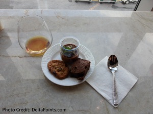 Centurion Lounge LGA LaGuardia Airport american express delta points blog dessert