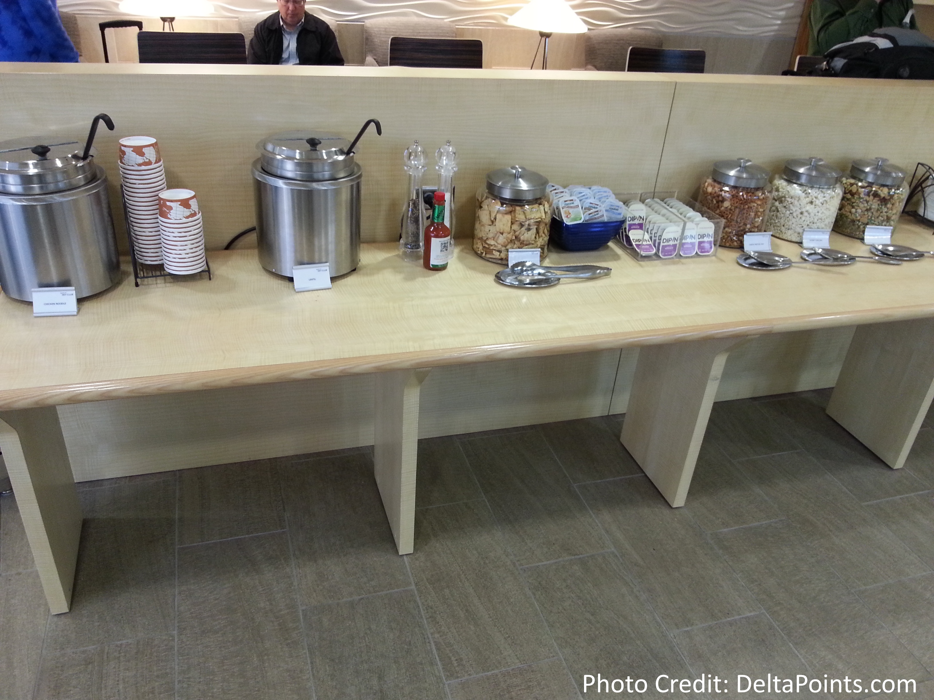 DFW Dallas / Fort Worth “E” Delta Skyclub – 2015 Delta Mileage Run