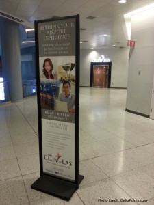 entrance small the club at las