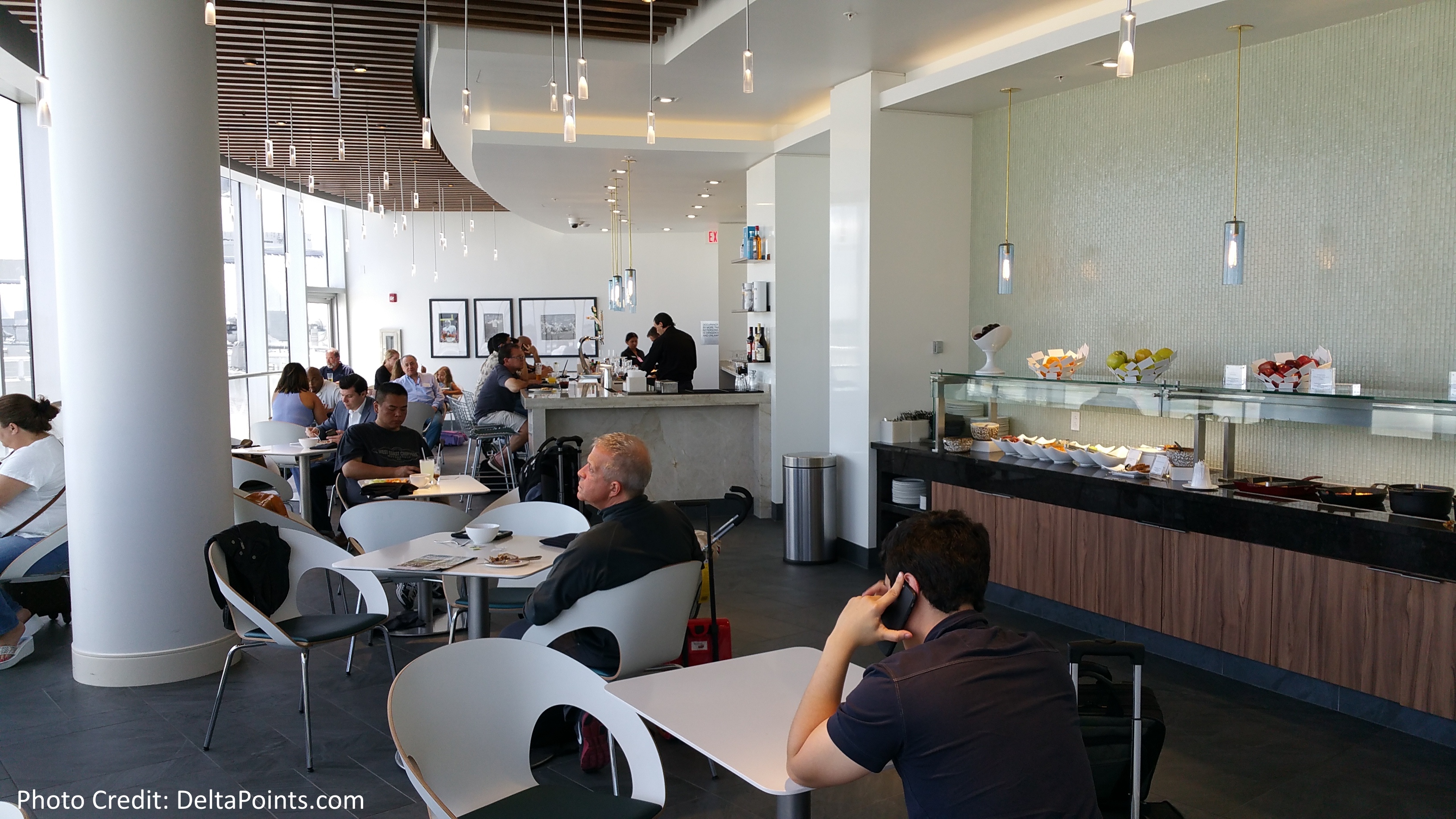 American Express Centurion Club Miami MIA review & access for Delta flyers (how to get to the club)