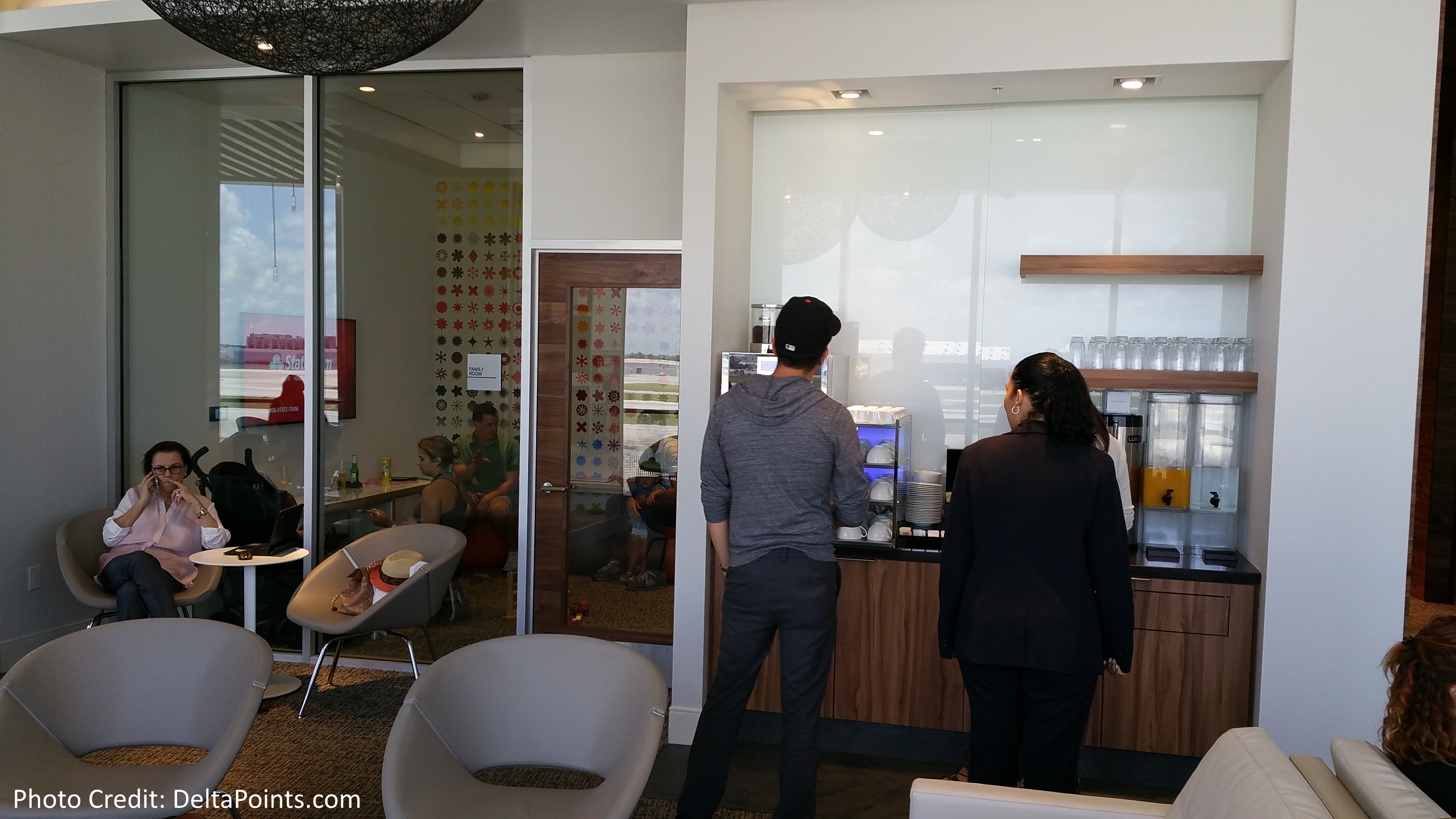 American Express Centurion Club Miami MIA review & access for Delta flyers (how to get to the club)