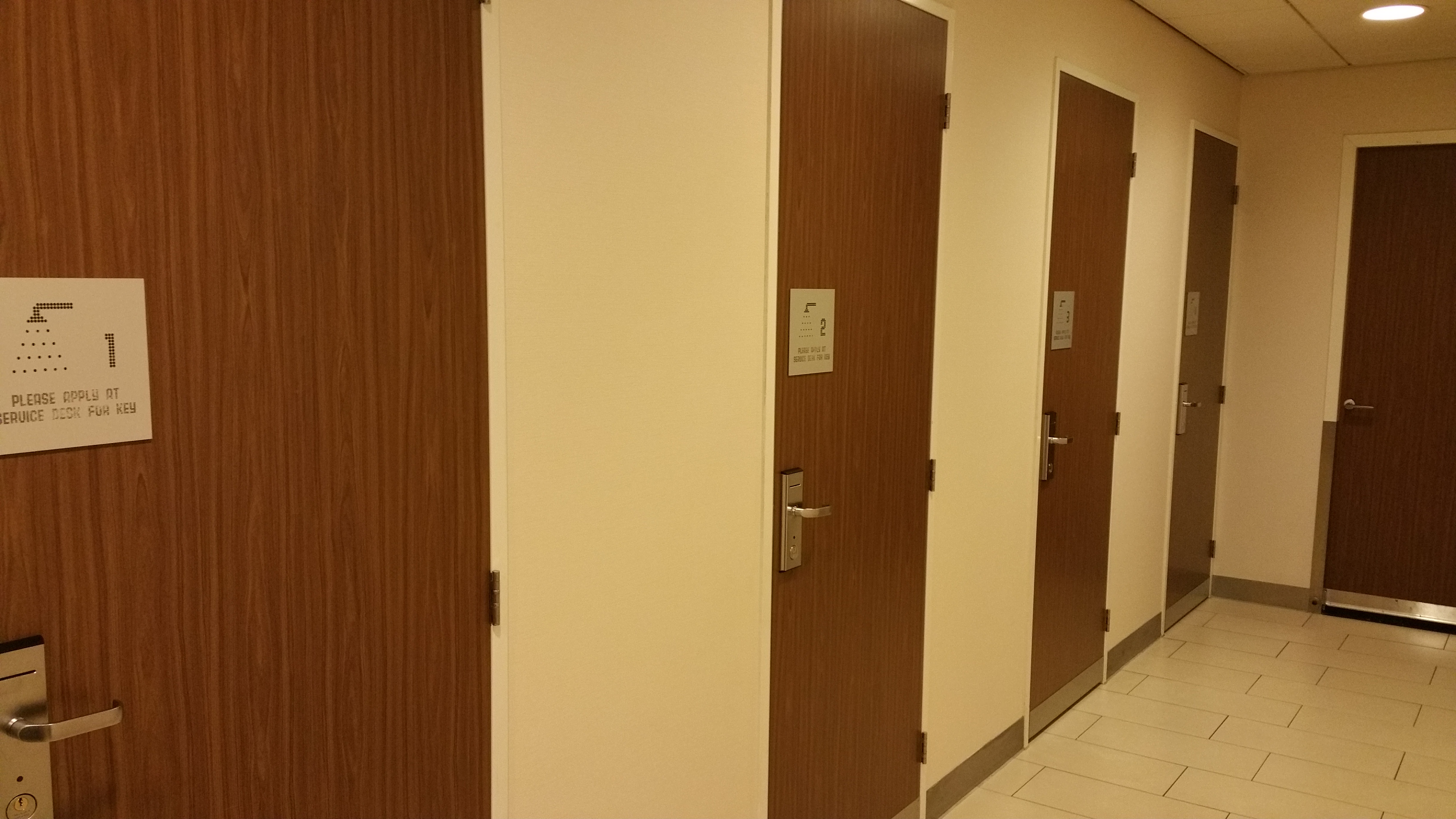 The KLM Crown Lounge Amsterdam #25 AMS airport review