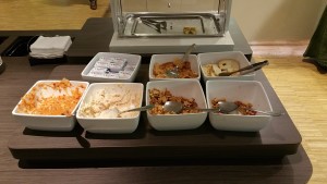 aspire lounge number 25 amsterdam ams airport review rene delta points (5)