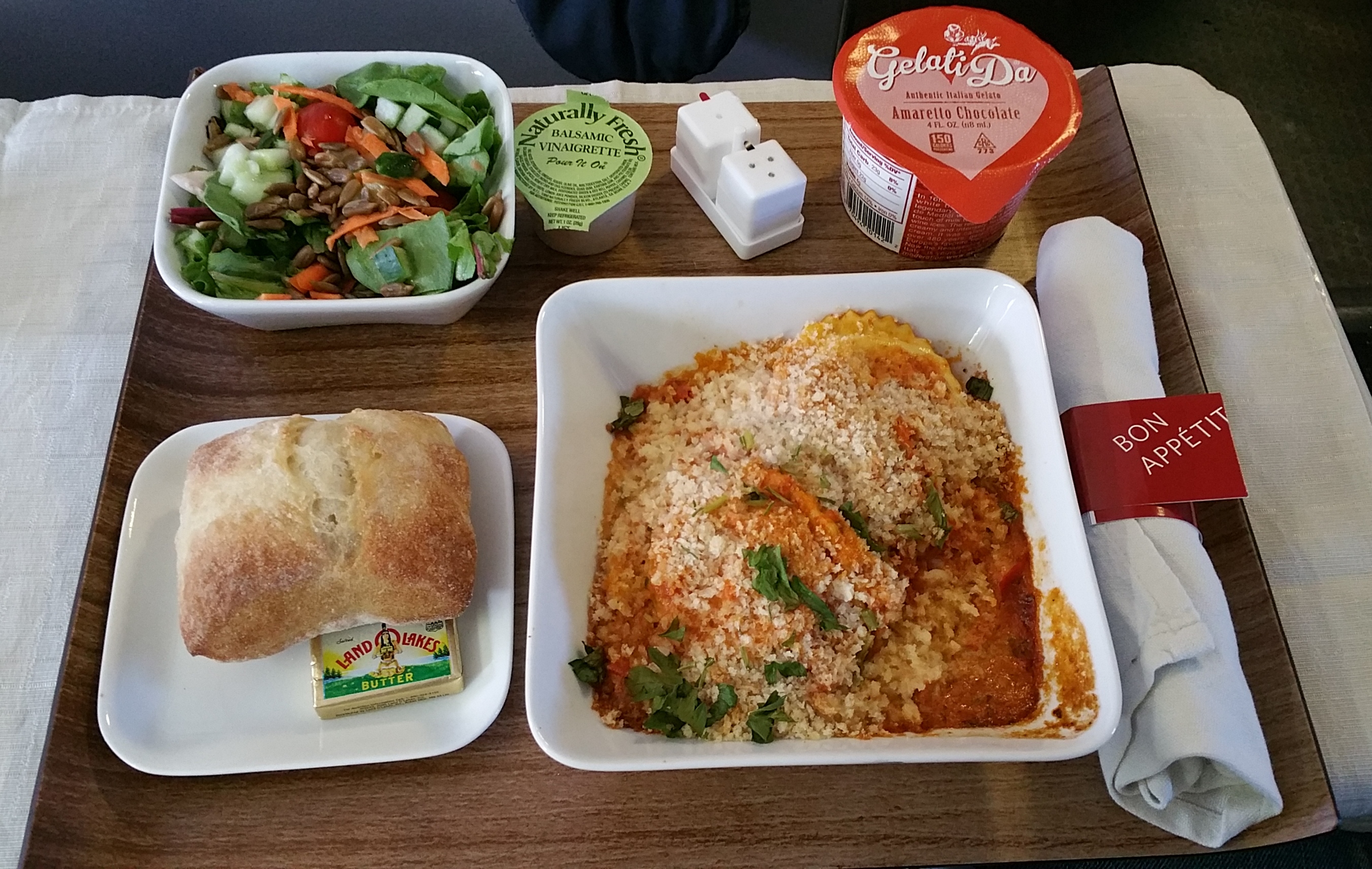 FEBO: A Rule or Just a Guide for Flight Attendants? Delta First Class Food – Breakfast, Lunch and Dinner.