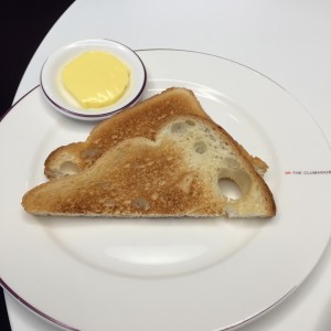 Virgin Atlantic LHR London Revivals Lounge review by Noah Mark (9)