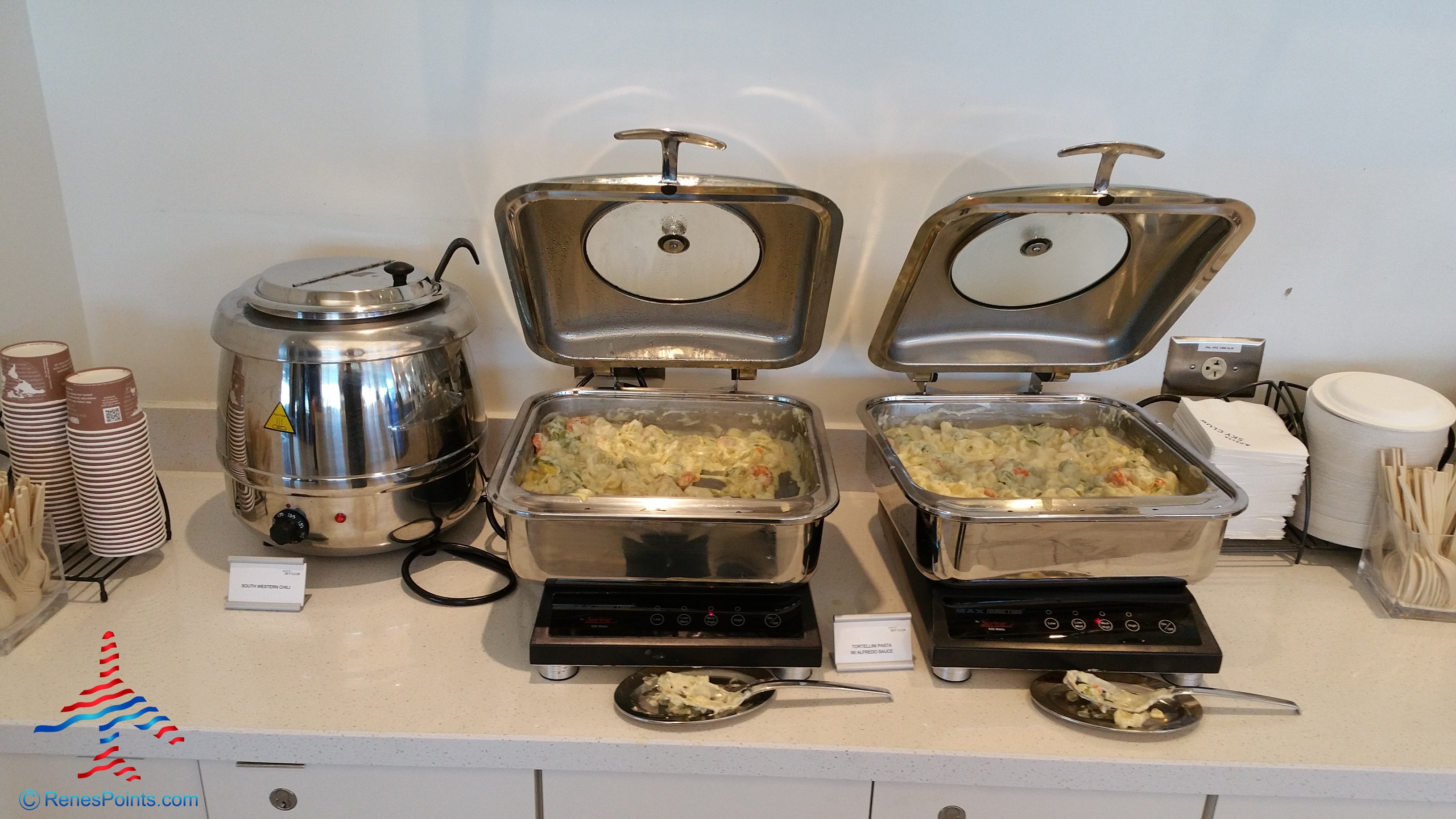 Delta Sky Club Atlanta ATL F International concourse Review by Renes Points