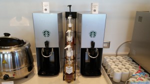 Delta Sky Club Atlanta F International Terminal SkyDeck review RenesPoints blog (19)