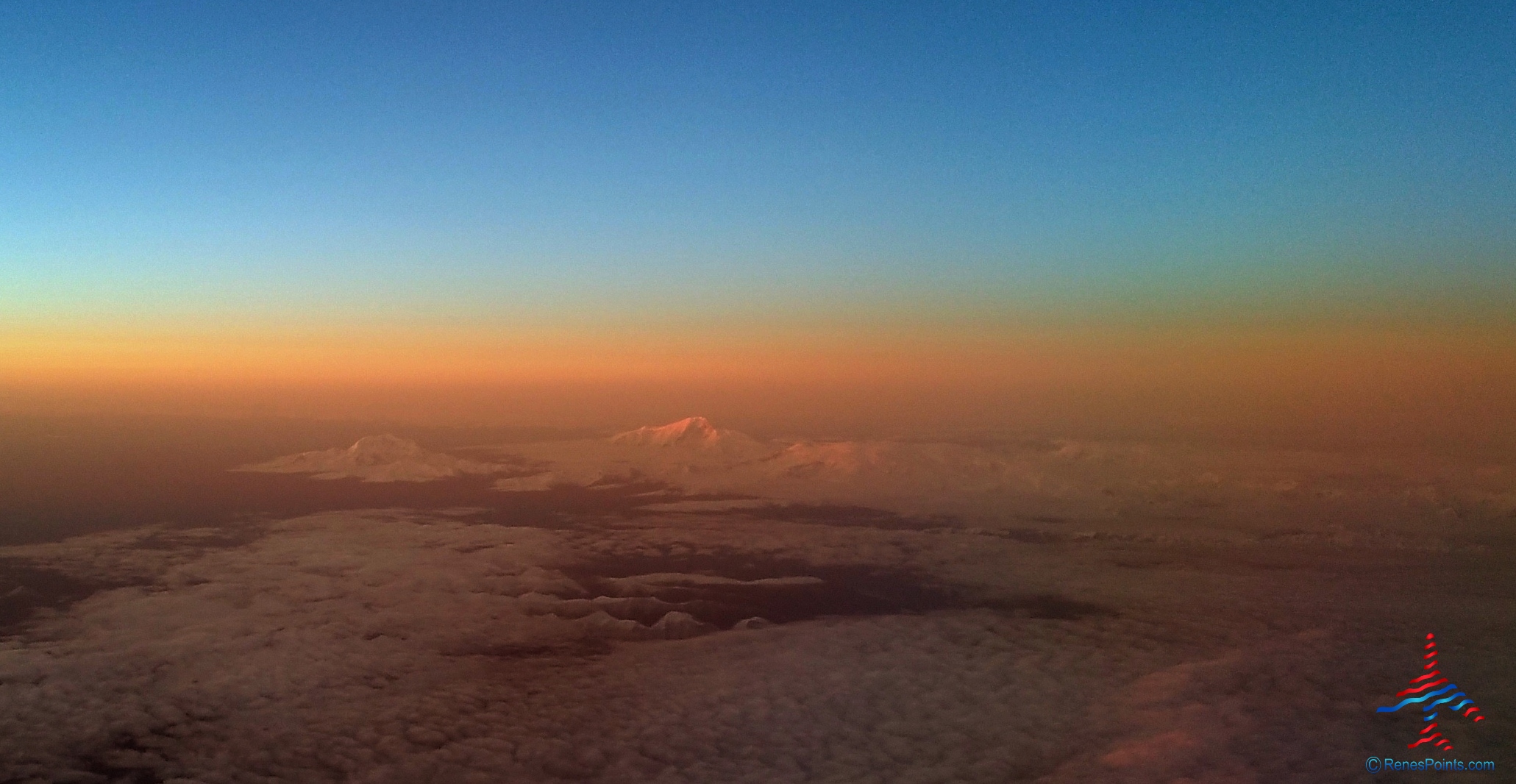 An Alaska Delta Elite Mileage Run: Amazing views flying to Alaska ANC