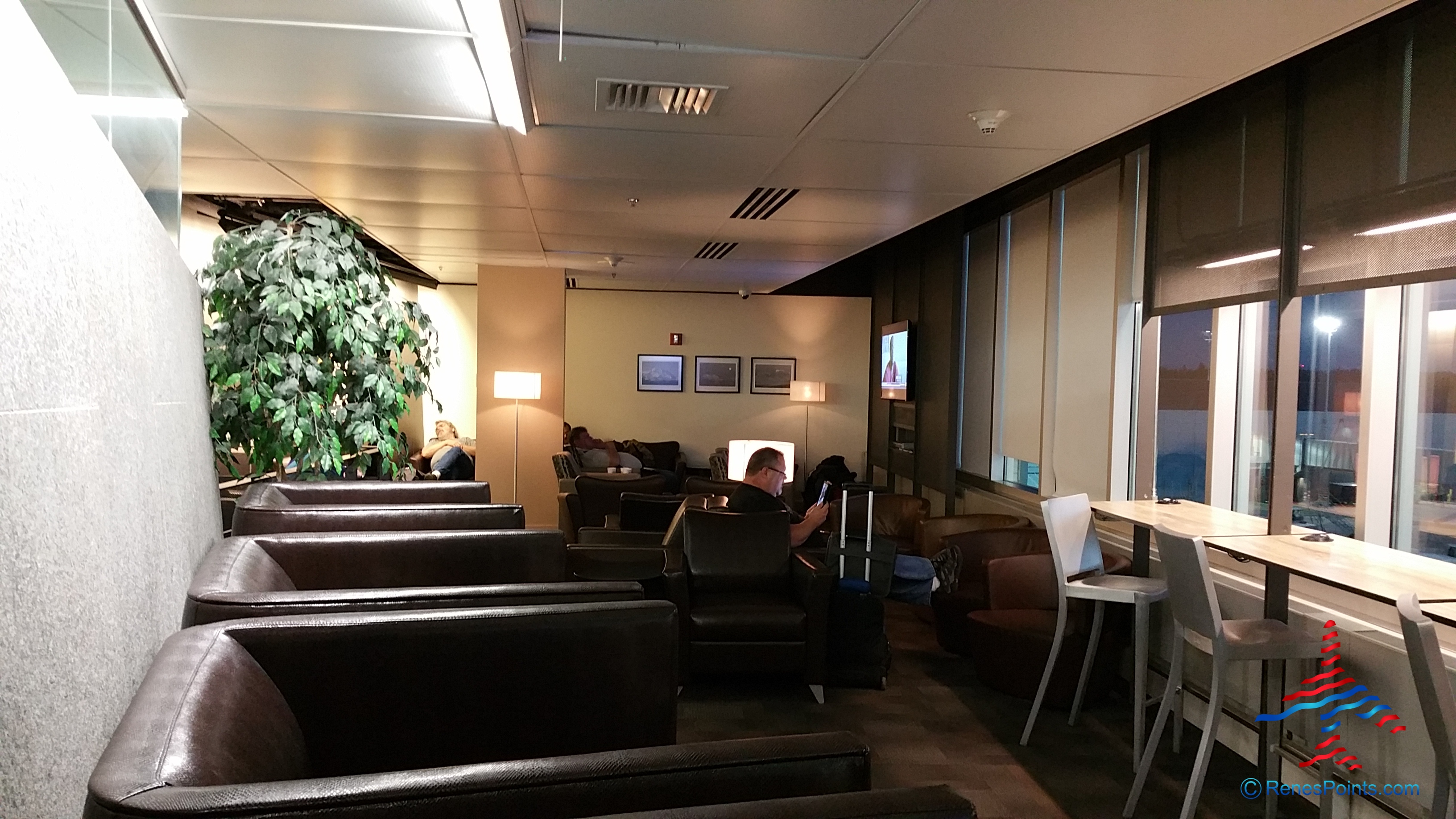 An Alaska Delta Elite Mileage Run: The ANC Alaska Board Room review