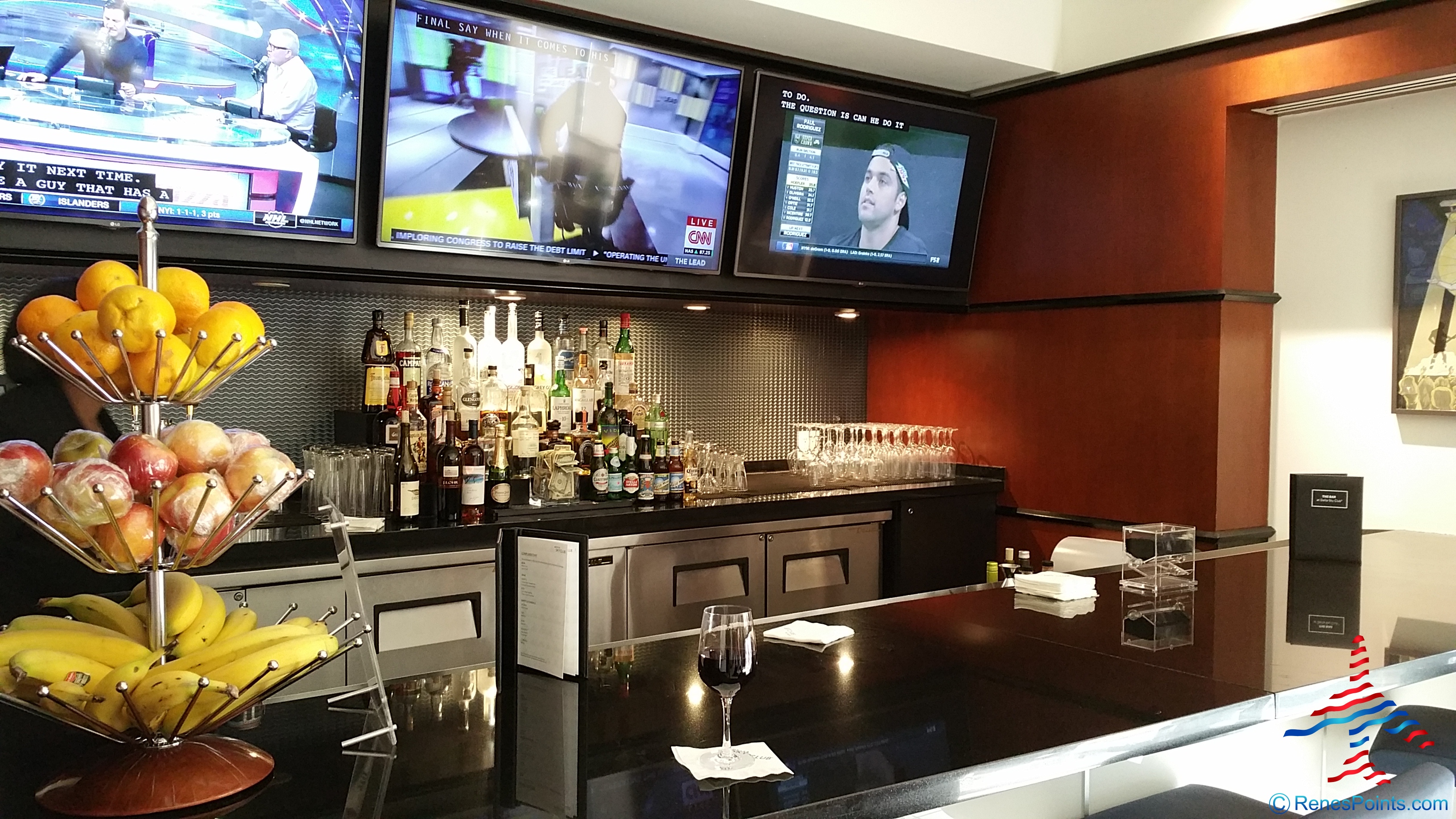 Delta Sky Club Atlanta ATL D concourse near D12 Review by Renes Points