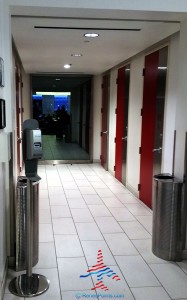 Delta Sky Club Atlanta ATL airport near gate B10 Renes Points blog review (7)