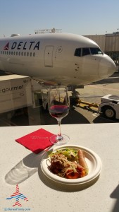 Delta Sky Club E Concorse Atlanta ATL review RenesPoints blog (41)