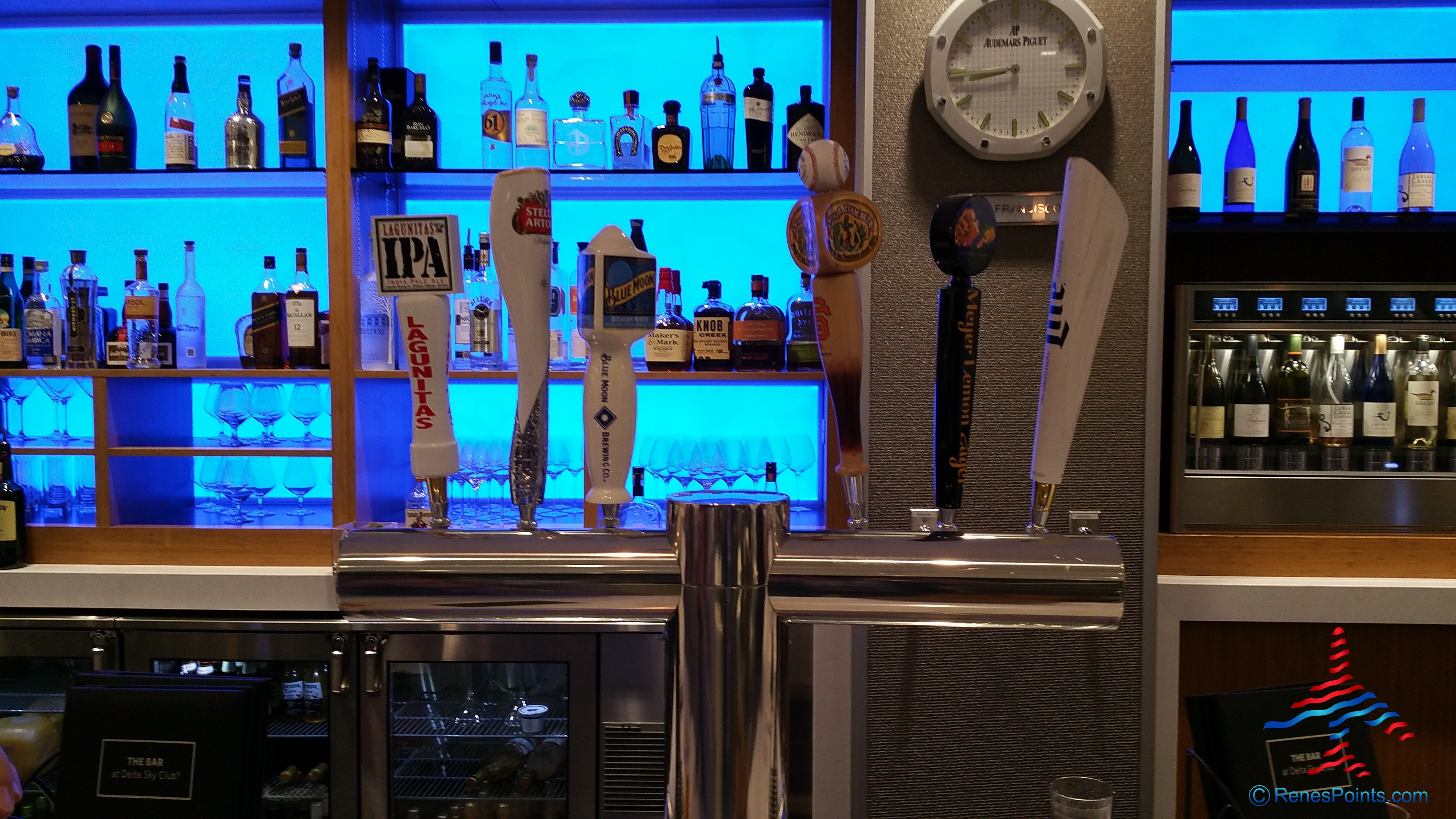 Delta Sky Club San Francisco (SFO) Airport Lounge Review