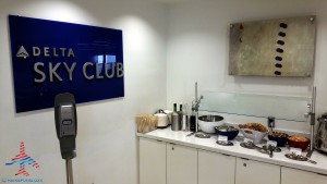 Delta Sky Club near D27 Atlanta ATL airport review Renes Points blog (11)