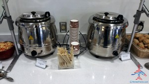 Delta Sky Club near D27 Atlanta ATL airport review Renes Points blog (13)