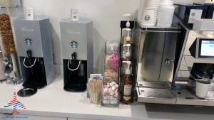 Delta Sky Club near D27 Atlanta ATL airport review Renes Points blog (16)