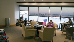 delta sky club atlanta concorse a renespoints blog review (18)