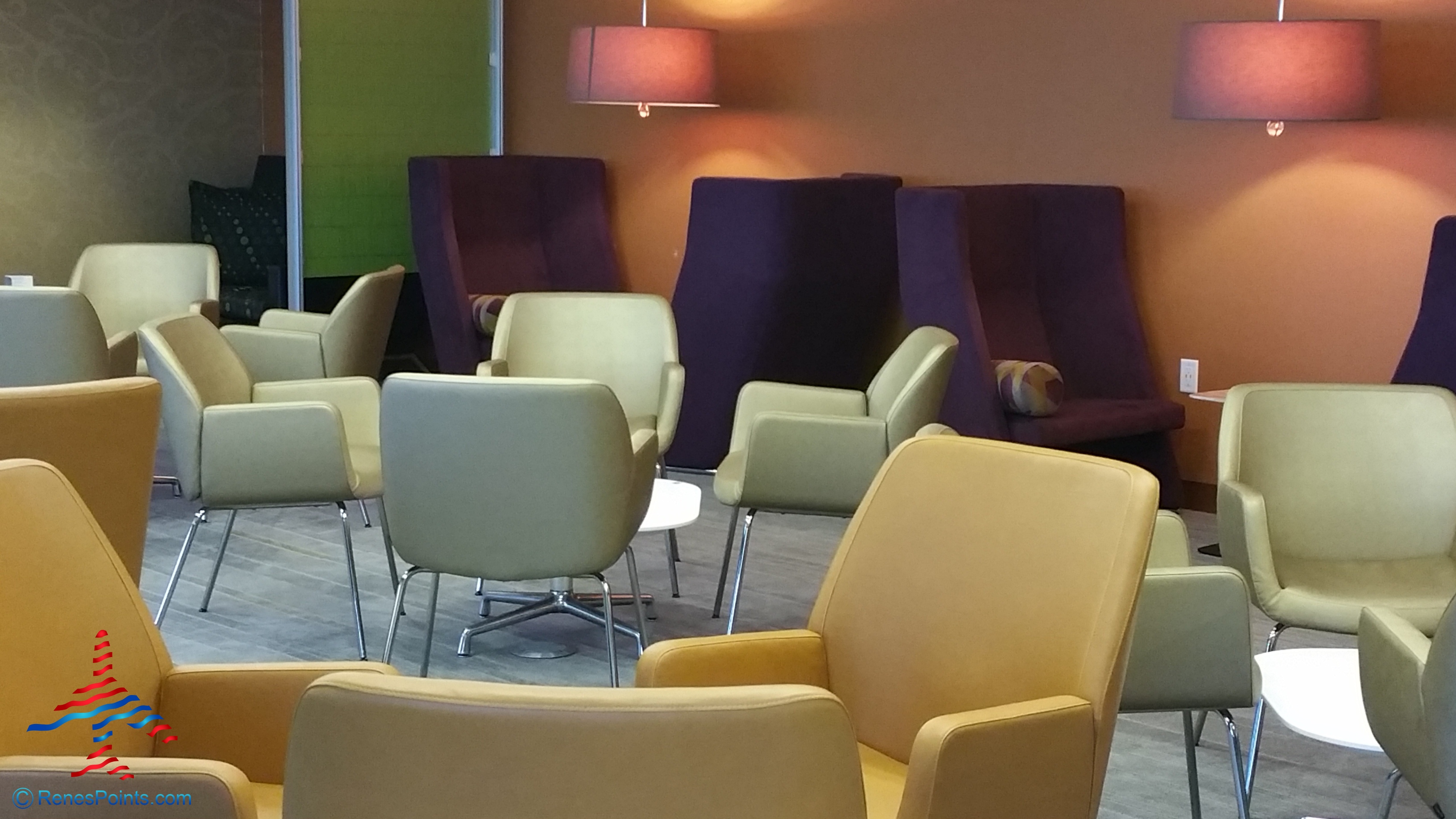 Escape lounge now open at Minneapolis MSP Airport. Opening day review by Eye of the Flyer