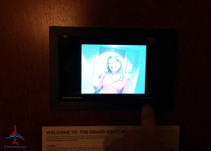 jr suite with runway view grand hyatt dfw renes points blog review (10)