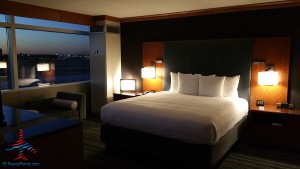 jr suite with runway view grand hyatt dfw renes points blog review (7)