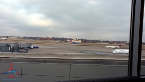 second runway view MSP Escaple lounge renes points blog review