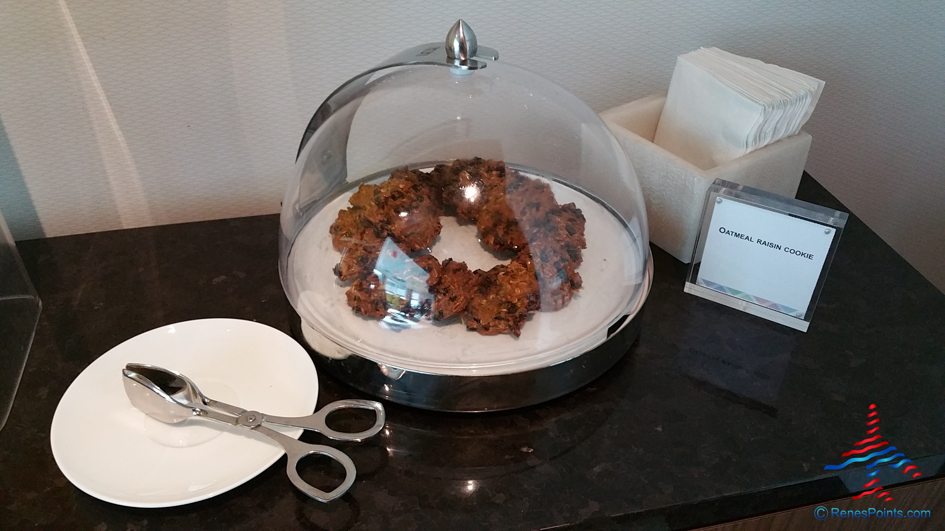 American Express Centurion DFW Lounge debuts new food menu choices starting today!