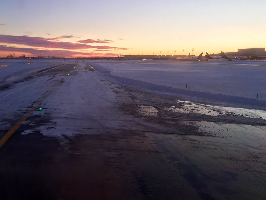 two delta jets clip each other tail and wing ewr renespoints blog (4 ...