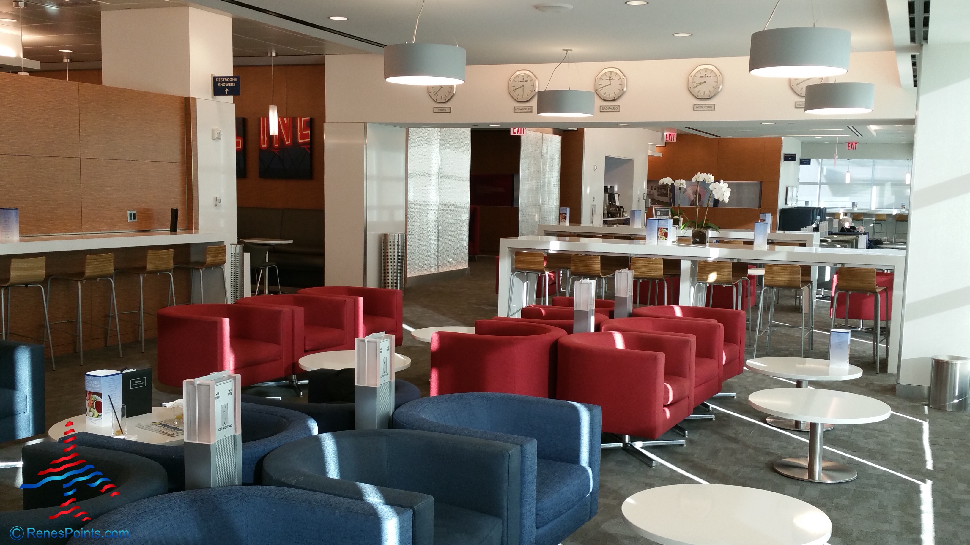 Delta Sky Club JFK T4 New York Kennedy International Airport review by Eye of the Flyer