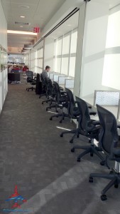 Delta Sky Club NYC New York City T4 JFK Review Renes Points blog (24)