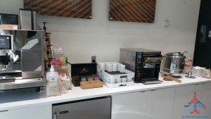 delta sky club atlanta b25 review renes points blog (15)