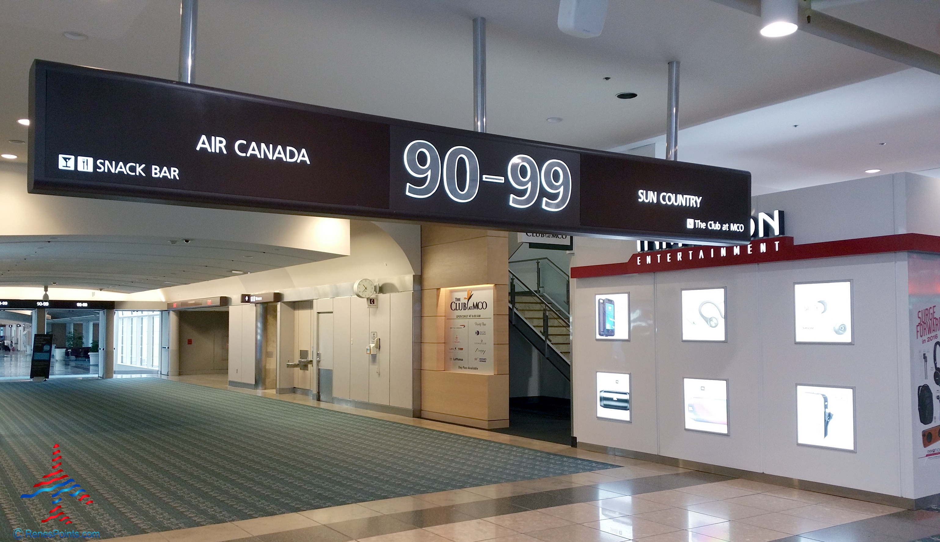 THE CLUB at MCO Orlando Florida Airport lounge review by Eye of the Flyer