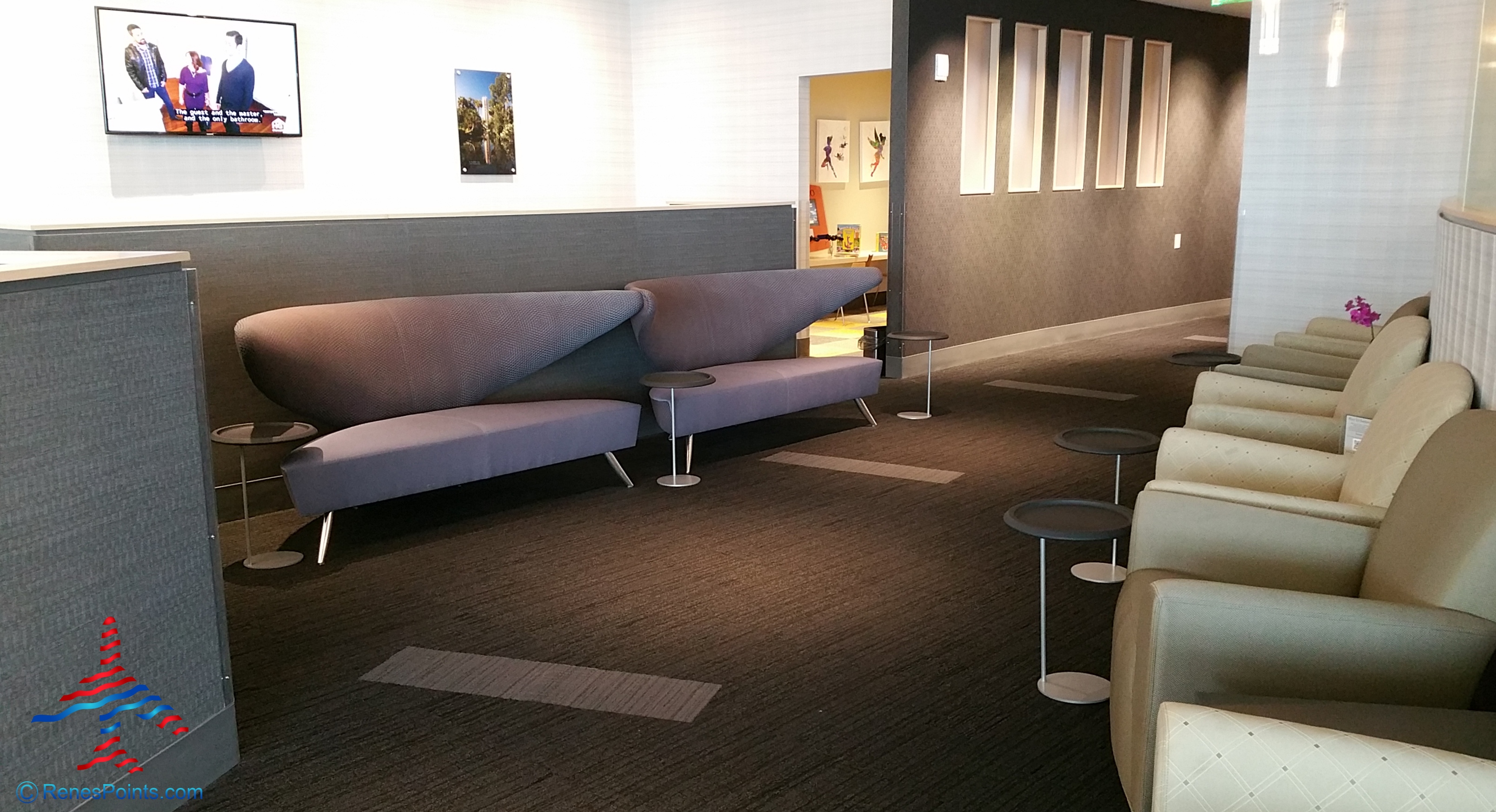 THE CLUB at MCO Orlando Florida Airport lounge review by Eye of the Flyer