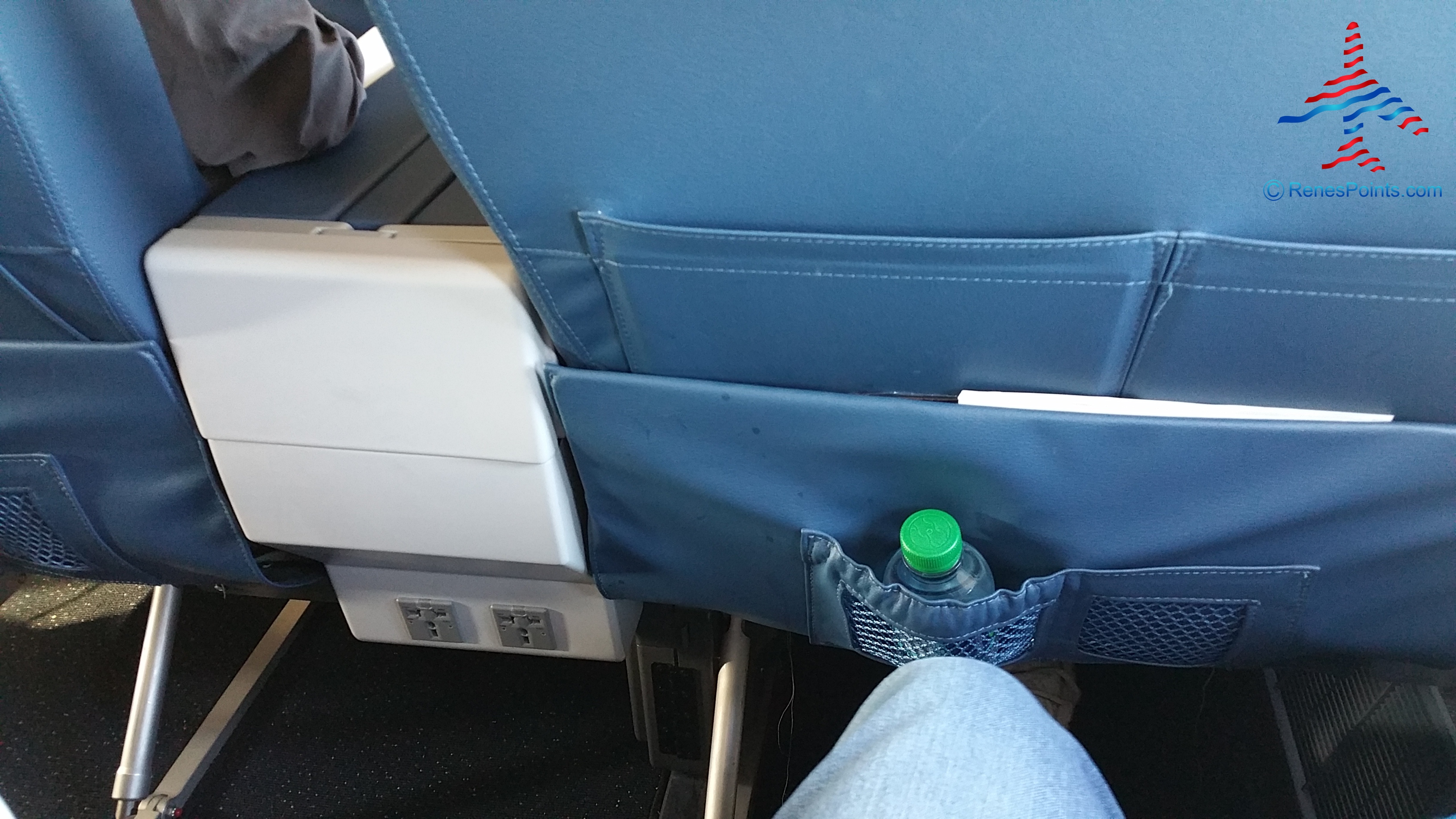 Delta’s new 757-200(OW) mods for 1st, Comfort Plus & overhead “cabin” dividers. My new favorite C+ seating section.