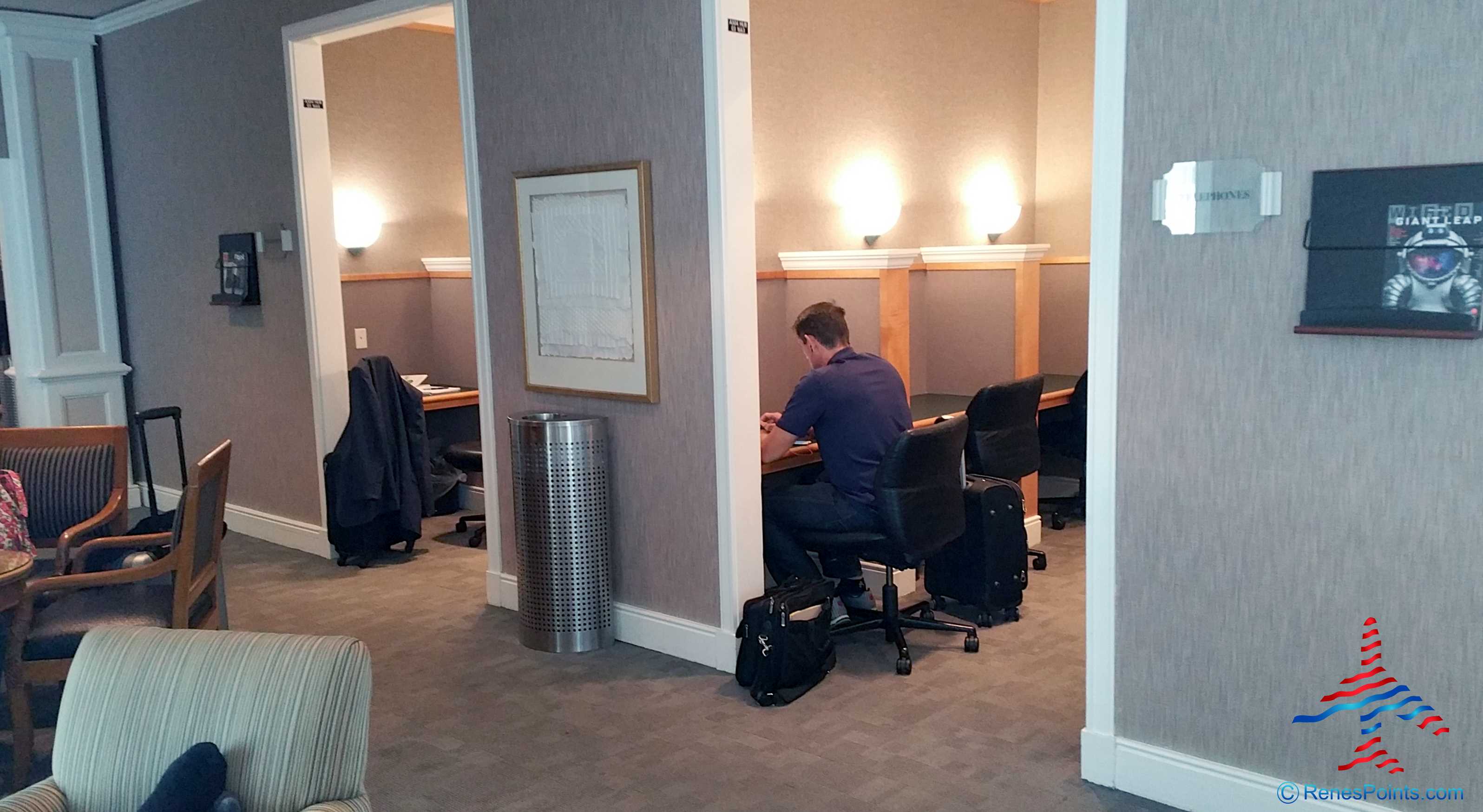 Delta Sky Club Orlando MCO airport review by RenésPoints