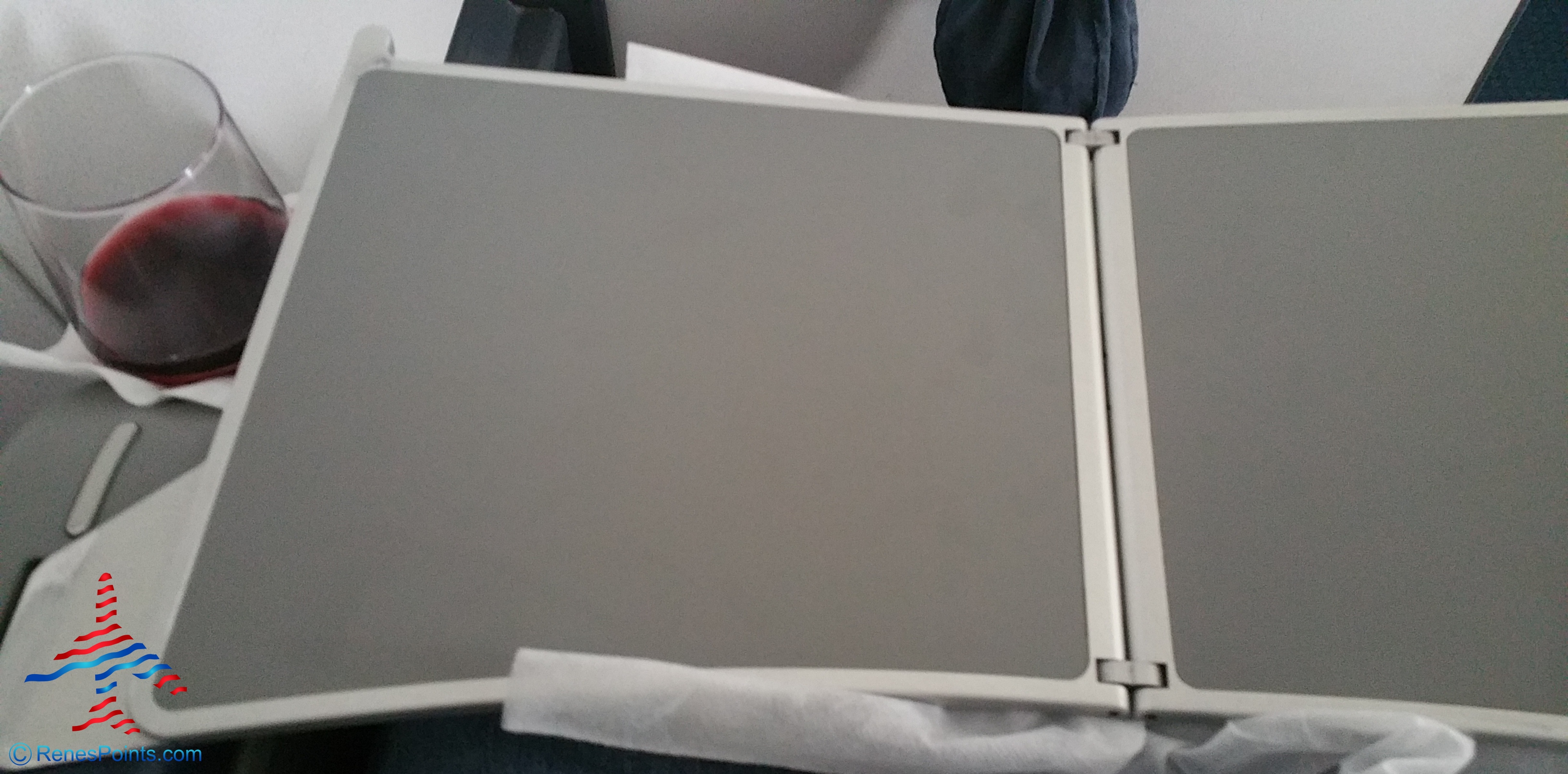 Did you know the quick instant fix for a busted Delta 1st class tray table? Here is how!