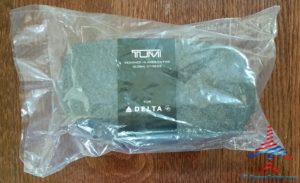 Delta Tumi Delta One Amenity Kit Review Black and Gray RenesPoints blog (1)
