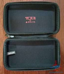 Delta Tumi Delta One Amenity Kit Review Black and Gray RenesPoints blog (20)