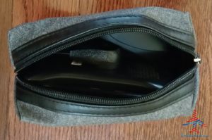 Delta Tumi Delta One Amenity Kit Review Black and Gray RenesPoints blog (23)