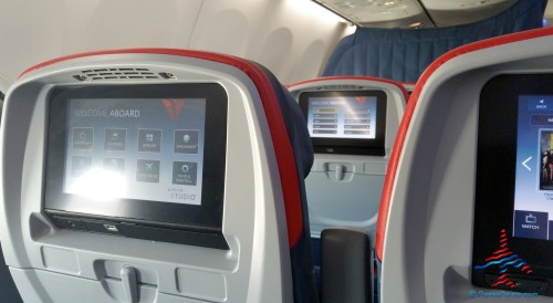 delta comfort plus ife close up 737-900er renespoints blog - Eye of the ...